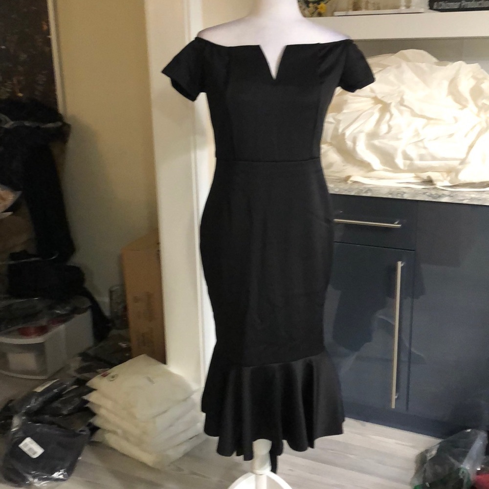 Black off shoulder midi mermaid - Picture 2 of 8
